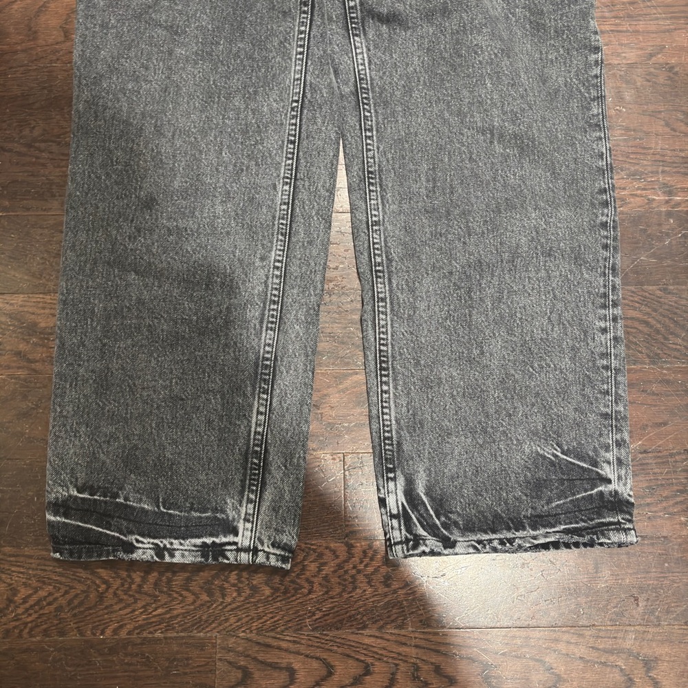 GRLFRND: FADED BLACK HIGH-RISE STRAIGHT-LEG JEANS - Picture 6 of 10